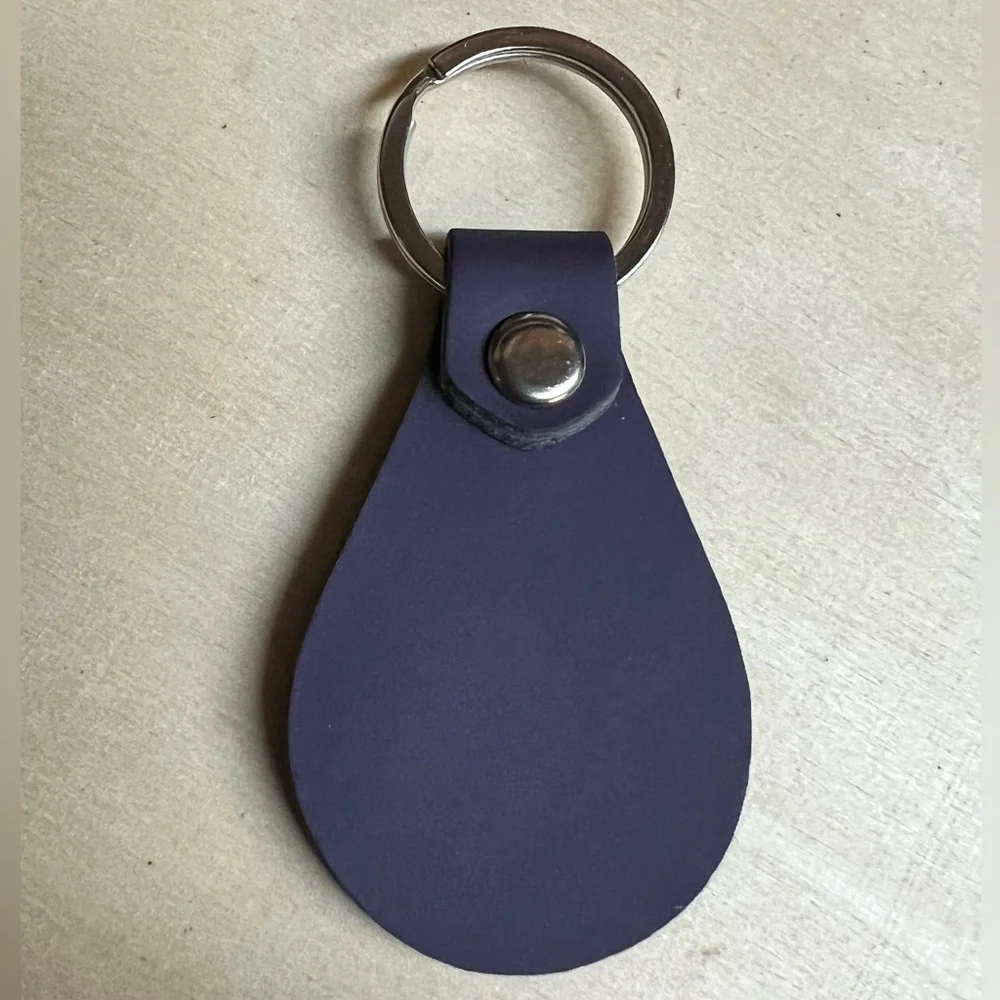 Mythosaur Skull leatherette keychain